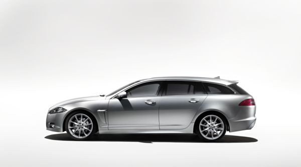 La déclinaison break Sportbrake de la Jaguar XF dévoilée à Genève