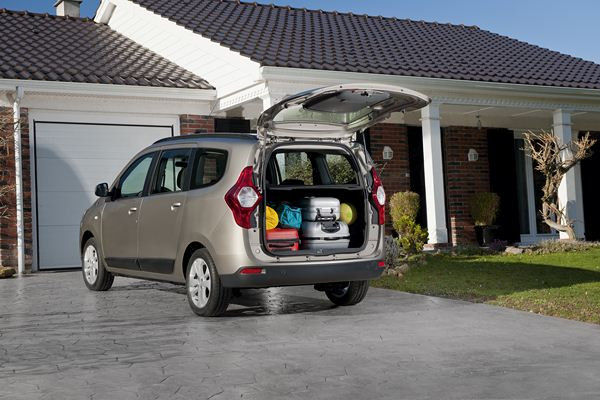 Dacia dévoile son nouveau monospace familial Lodgy à Genève