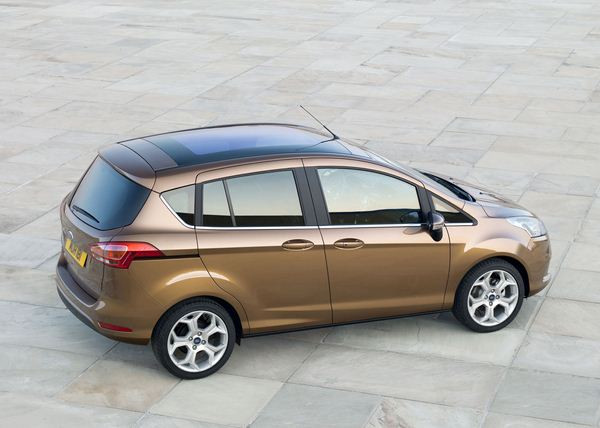 Le minispace Ford B-Max dévoilé au salon de Genève