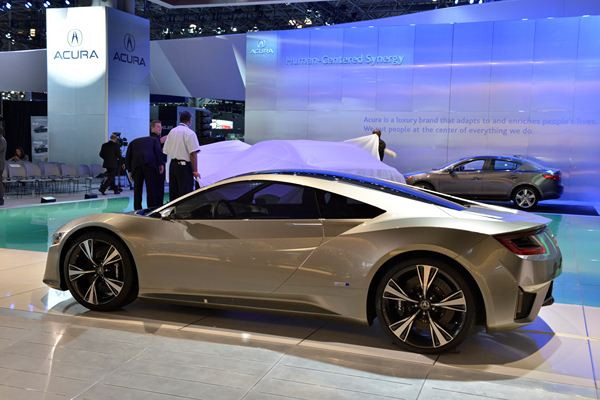 Le salon de l’automobile de New York ouvre ses portes au public américain
