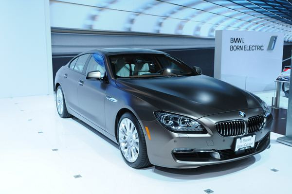 Le salon de l’automobile de New York ouvre ses portes au public américain