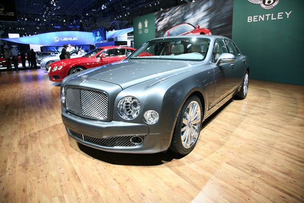 Le salon de l’automobile de New York ouvre ses portes au public américain
