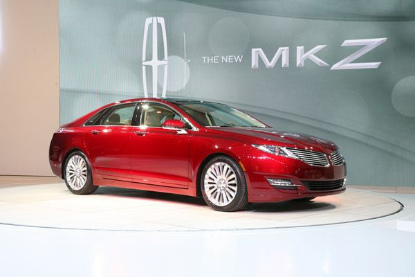 Le salon de l’automobile de New York ouvre ses portes au public américain