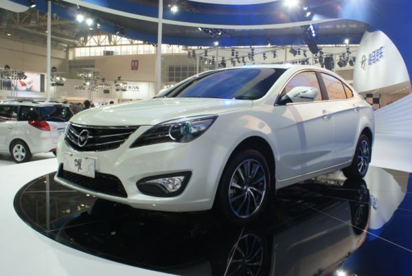Dans les allées du salon de l'automobile de Pékin