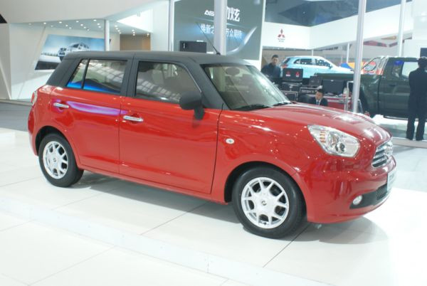 Dans les allées du salon de l'automobile de Pékin
