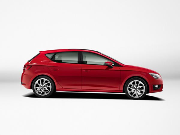Seat dévoile sa nouvelle berline compacte Leon