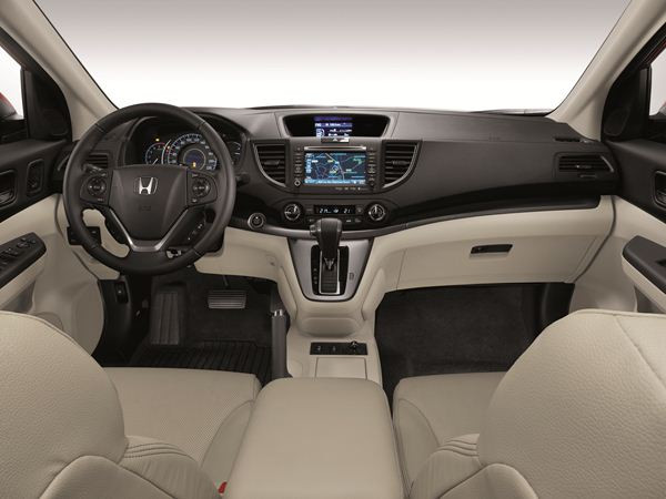 Un Honda CR-V de quatrième génération doté des nouvelles assistances à la conduite
