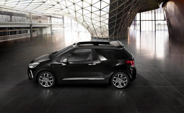 La Citroën DS3 Cabrio se découvre pour le Mondial de l’Automobile