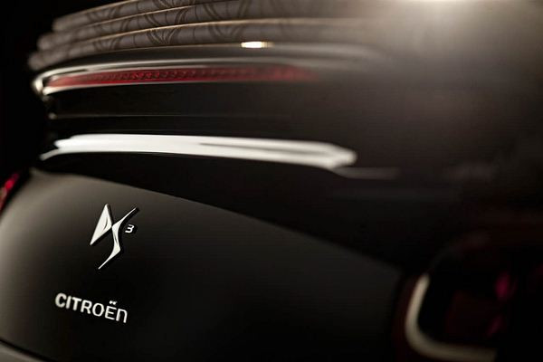 La Citroën DS3 Cabrio se découvre pour le Mondial de l’Automobile