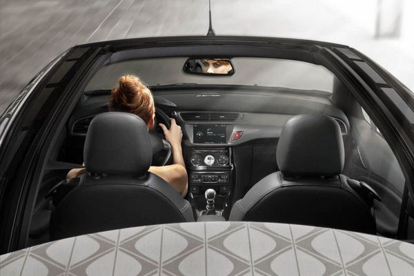 La Citroën DS3 Cabrio se découvre pour le Mondial de l’Automobile