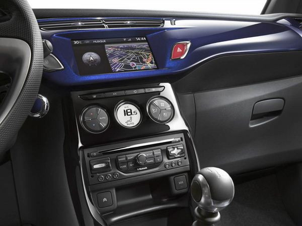 La Citroën DS3 Cabrio se découvre pour le Mondial de l’Automobile