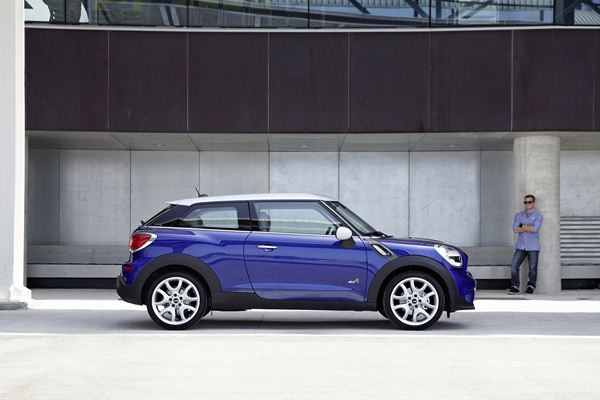 Première mondiale à Paris pour le Sports Activity Coupé MINI Paceman