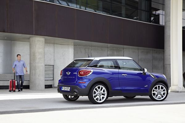 Première mondiale à Paris pour le Sports Activity Coupé MINI Paceman