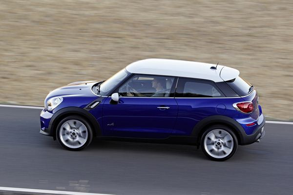 Première mondiale à Paris pour le Sports Activity Coupé MINI Paceman