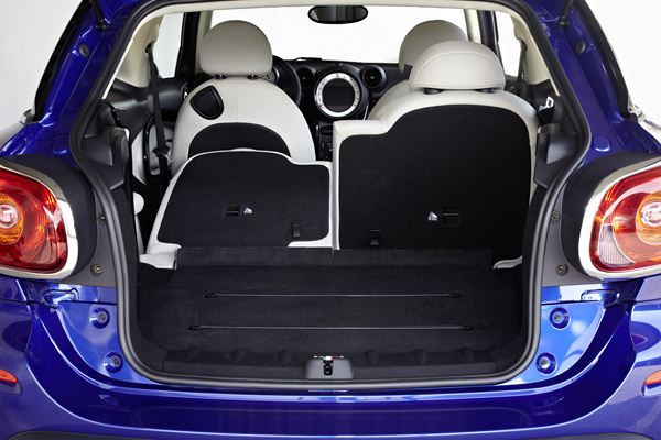Première mondiale à Paris pour le Sports Activity Coupé MINI Paceman