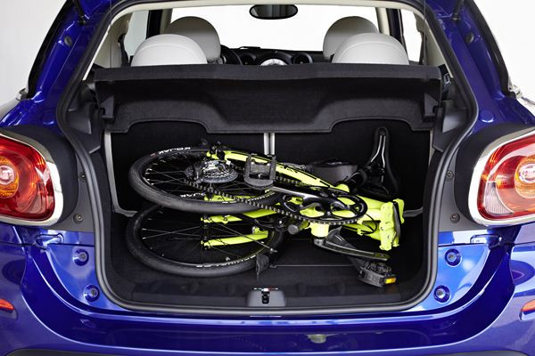Première mondiale à Paris pour le Sports Activity Coupé MINI Paceman