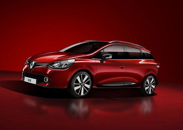 La Renault Clio se révèle en break de chasse au Mondial de Paris