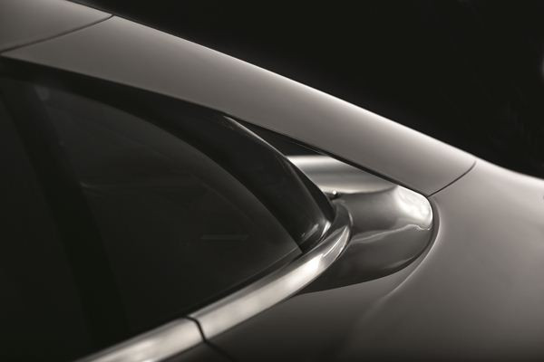 Exagon Motors présente la version de série de la Furtive-eGT au Mondial de Paris
