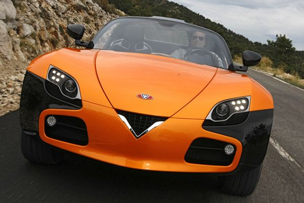 Venturi lève le voile sur le crossover électrique ouvert America