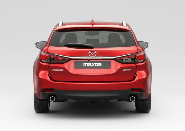 La nouvelle Mazda6 wagon en première mondiale au salon de Paris