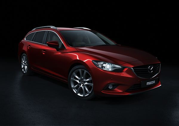 La nouvelle Mazda6 wagon en première mondiale au salon de Paris