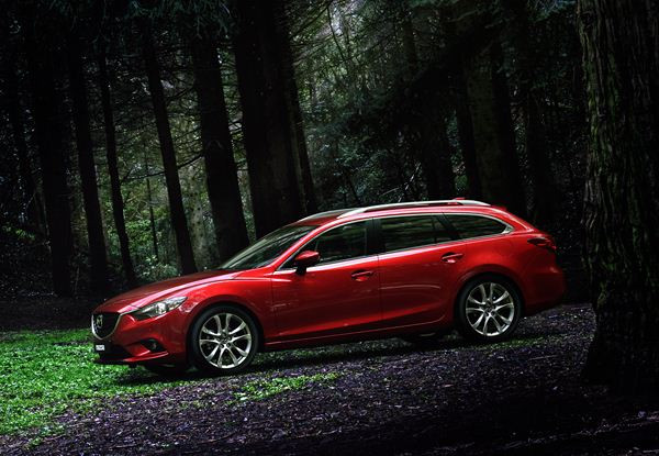 La nouvelle Mazda6 wagon en première mondiale au salon de Paris