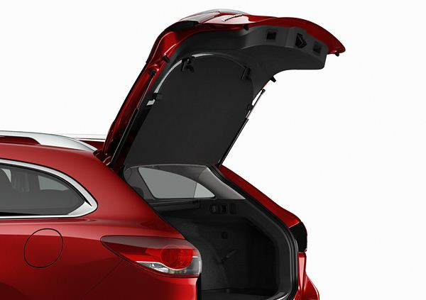 La nouvelle Mazda6 wagon en première mondiale au salon de Paris