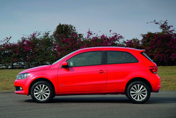 Volkswagen présente la nouvelle Gol deux portes au salon de Sao Paulo