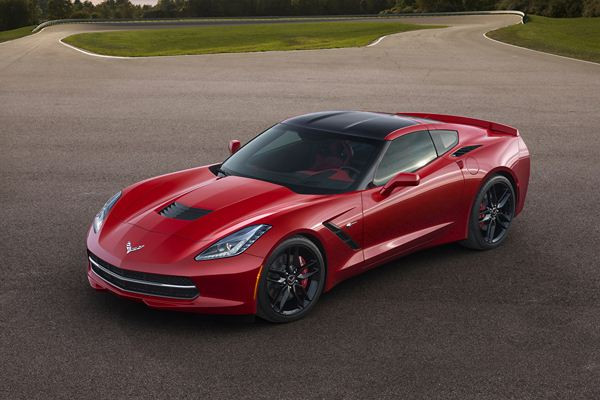 Chevrolet dévoile la nouvelle Corvette Stingray au salon de Détroit