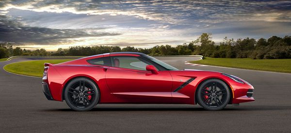 Chevrolet dévoile la nouvelle Corvette Stingray au salon de Détroit