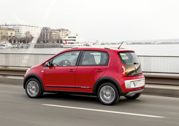 La Volkswagen cross up! avec un look spécifique de baroudeur au salon de Genève