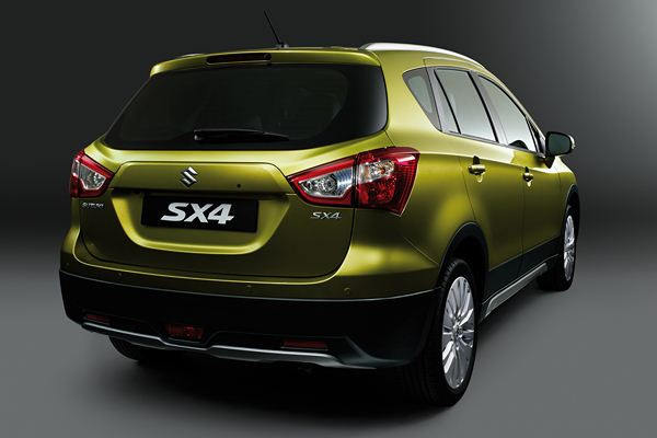 Un nouveau Suzuki SX4 de dimensions accrues à la silhouette de crossover