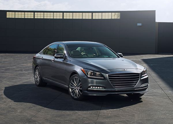 La nouvelle berline haut de gamme Hyundai Genesis fait ses débuts à Détroit