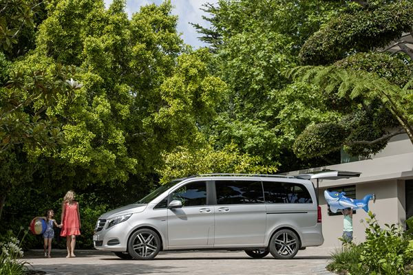 Le monospace Mercedes Classe V peut accueillir jusqu'à huit personnes