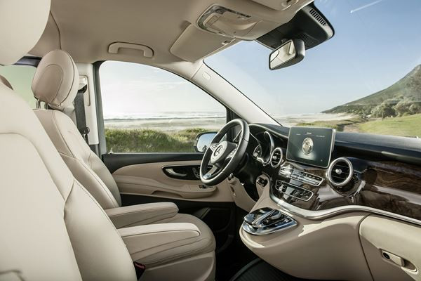 Le monospace Mercedes Classe V peut accueillir jusqu'à huit personnes