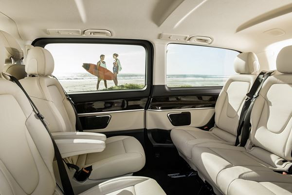 Le monospace Mercedes Classe V peut accueillir jusqu'à huit personnes