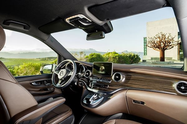 Le monospace Mercedes Classe V peut accueillir jusqu'à huit personnes