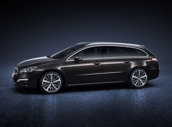 La Peugeot 508 monte en gamme