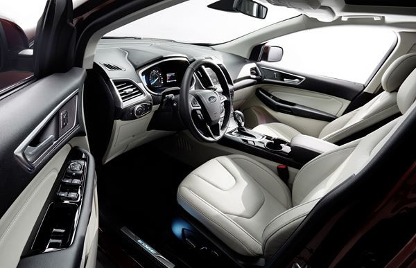 Le grand SUV high-tech Ford Edge en 2015 en Europe