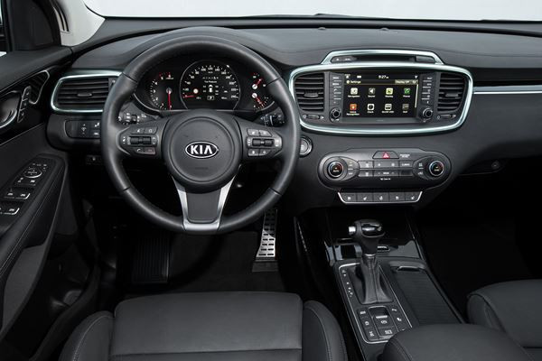 La troisième génération du Kia Sorento arbore un look inédit