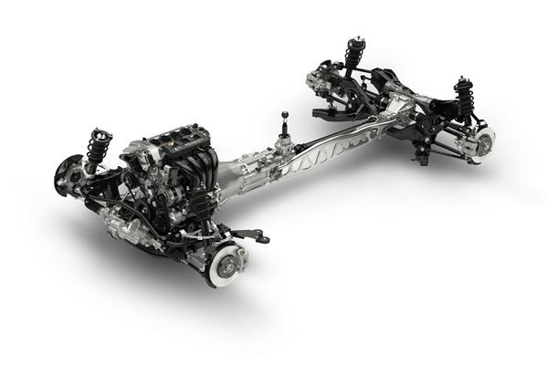 Le roadster Mazda MX-5 de quatrième génération se dévoile