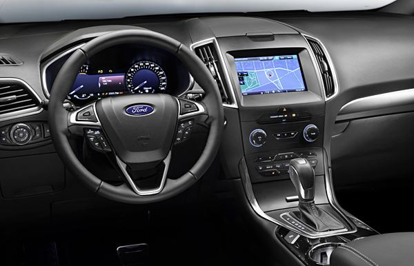 Le nouveau Ford S-Max affiche un profil dynamique