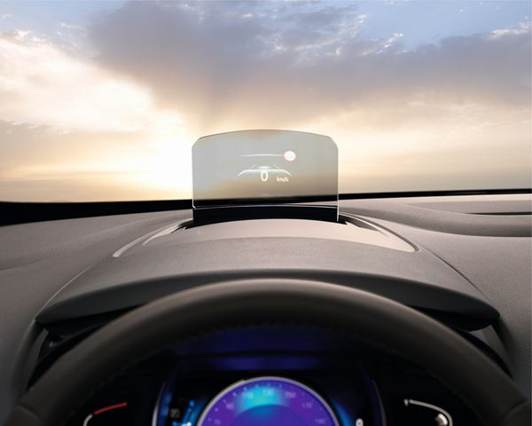 Le Renault Espace se réinvente sous les lignes d'un grand crossover