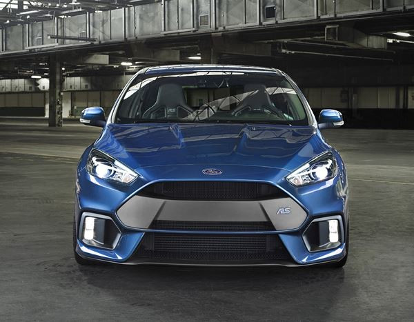 La Ford Focus RS à système 4 roues motrices développe plus de 320 ch