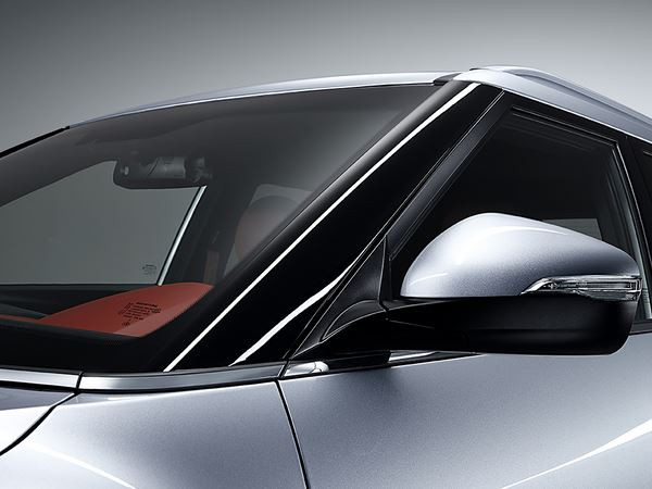 Le petit SUV urbain SsangYong Tivoli affiche un design dynamique
