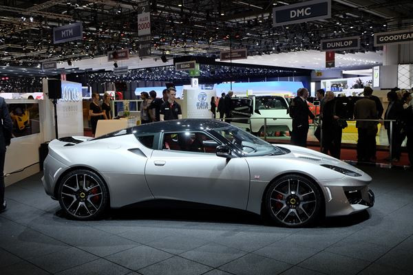 La nouvelle Lotus Evora 400 se dévoile