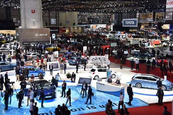 Dans les allées du 85ème salon international de l'automobile de Genève