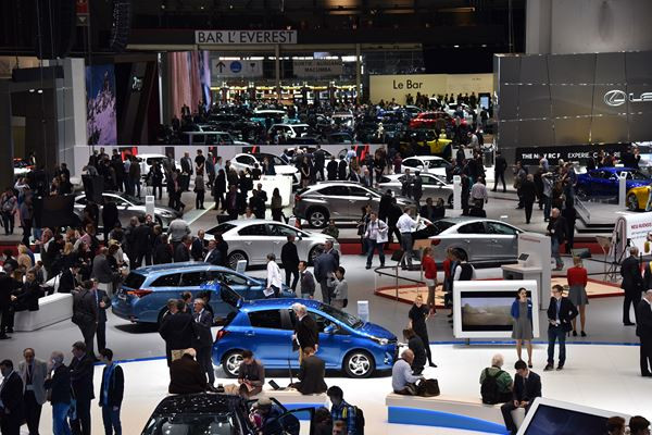 Dans les allées du 85ème salon international de l'automobile de Genève