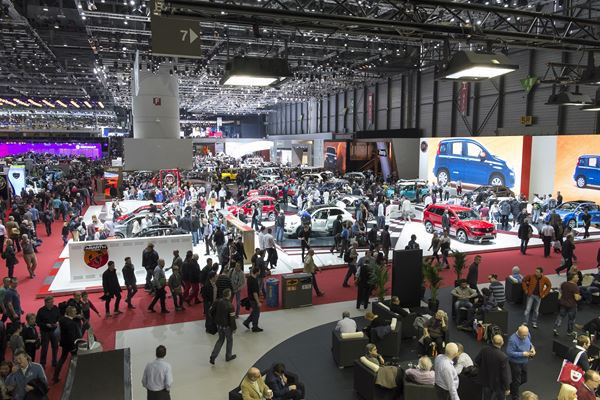 Dans les allées du 85ème salon international de l'automobile de Genève