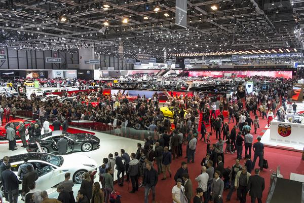 Dans les allées du 85ème salon international de l'automobile de Genève